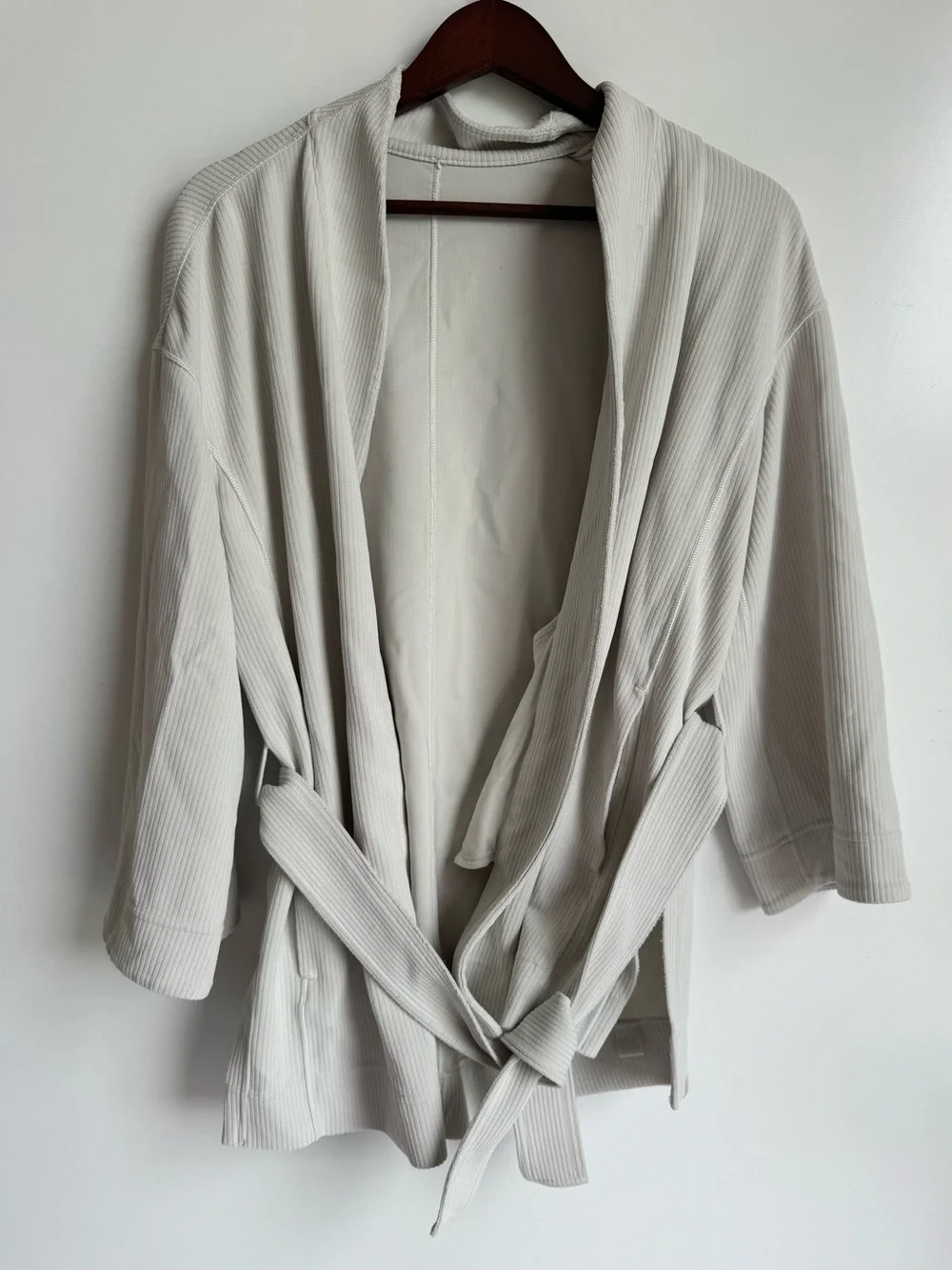 Lululemon‎ Ribbed Softstreme Belted Wrap Cream Bone Women 6 Pockets W3GS7S cozy